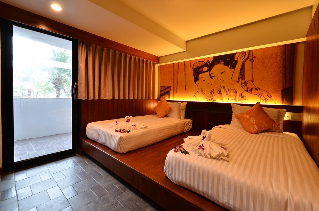 Lap Roi Karon Beachfront By Shanaya Eksteriør bilde